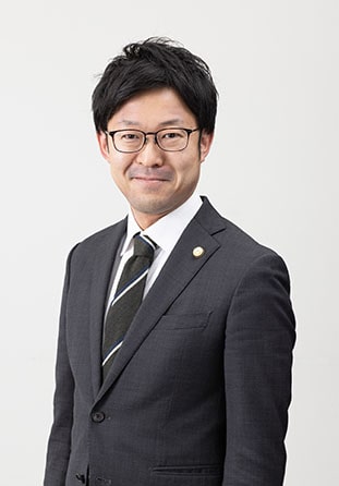弁護士三井 伸容