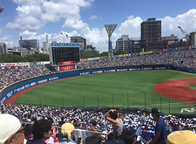超満員の横浜スタジアム