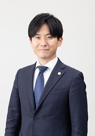 弁護士大友 竜亮