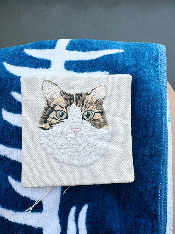 猫の刺繍