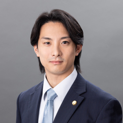 安藤　孝起